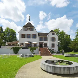 Im Schlosspark 3*, Binningen Schweiz